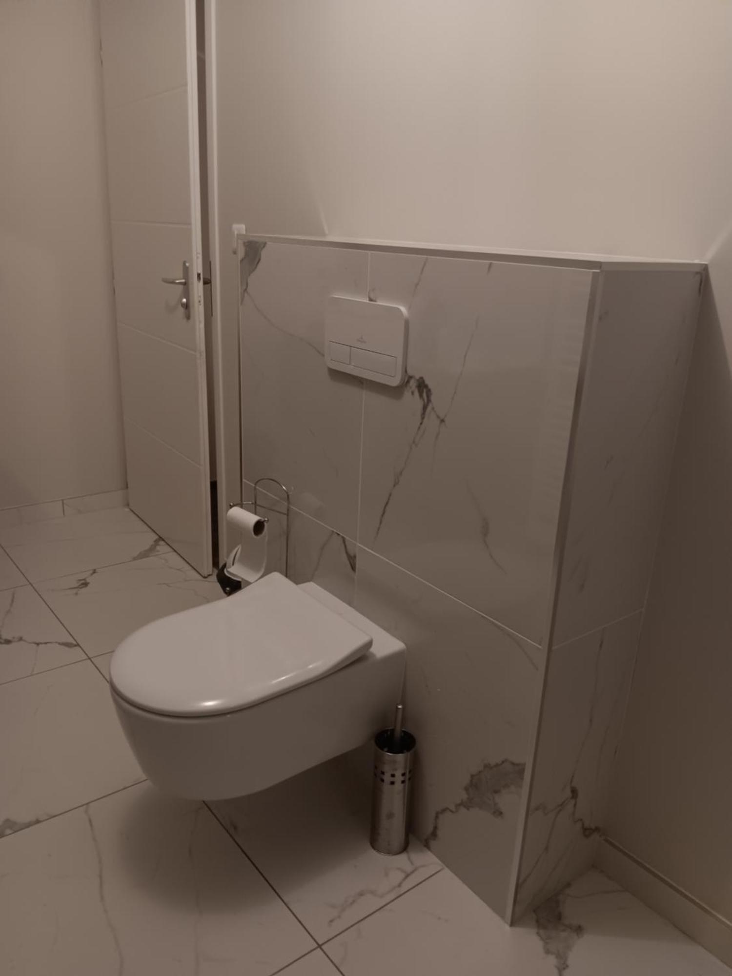 Chambre Privee Dans Une Maison Familiale Charmes  Kültér fotó